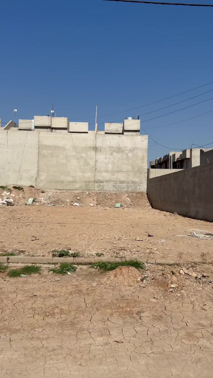 السلام عليكم 
ارض سكنيه للبيع مساحه 230 متر
الجانب الايسر حي الشيماء قرب جامع المستغفرين
شارع 15 
المكاتبه معا المالك الشرعي 
السعر 70
للاستفسار الاتصال الارقام التاليه✅👉👉 
***********
***********
مكتب عمر غالب لتجاره لعقارات
العنوان حي الانتصار شارع 20
خلف جامع خلفاء الرسول
