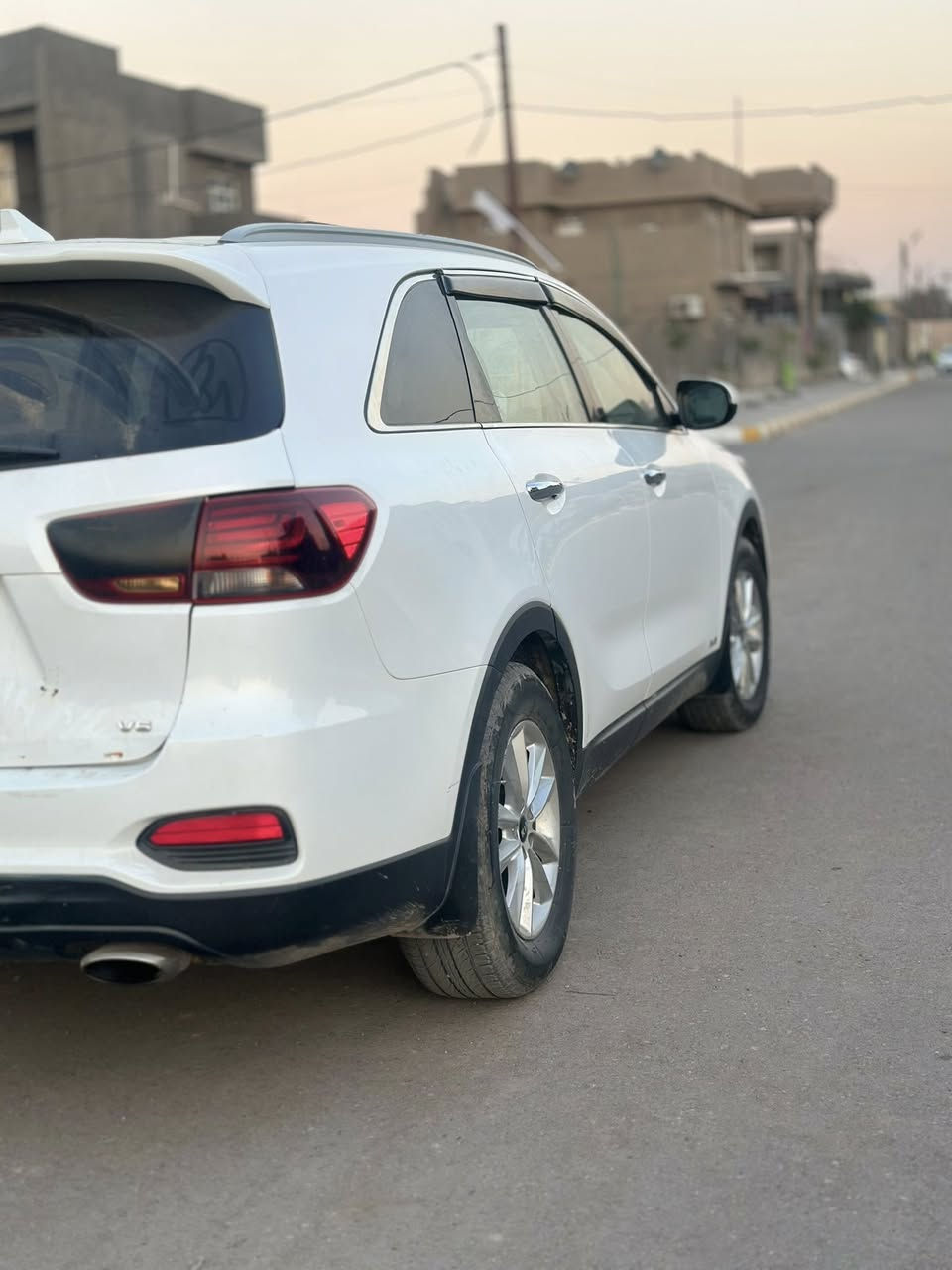 السلام عليكم 
للبيع 
سورنتو 2019وارد أمريكي 
6سلندر محرك وكير كفالة 
3قطع تبريد 
7راكب
  مبدل بنيد ودعامية امامية سنوية مجددة السيارة باسمي 
السعر 215 وبيها مجال 
للاستفسار ***********
