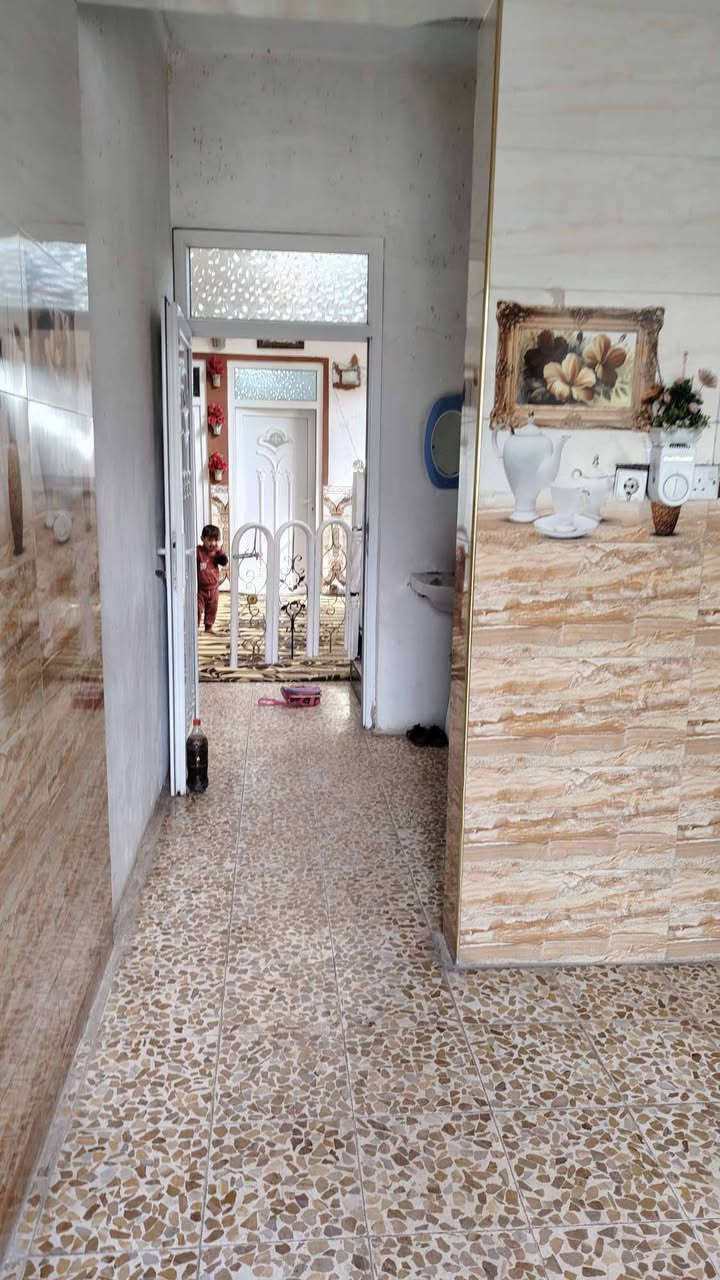 بيت للبيع 200 متر ركن فول كاشي سيراميك خدمات كاملاه قريب علاه حي صدام منطقت اتسعين قريب ع سماح قريب عل مدرسه زراعي بي كرت تمليك سعر 68 مليون للاستفسار خاص


**إذا كنت صاحب هذا الإعلان وتريد حذفه لأي سبب، رجاءا أرسل رسالة إلى الدعم الفني**