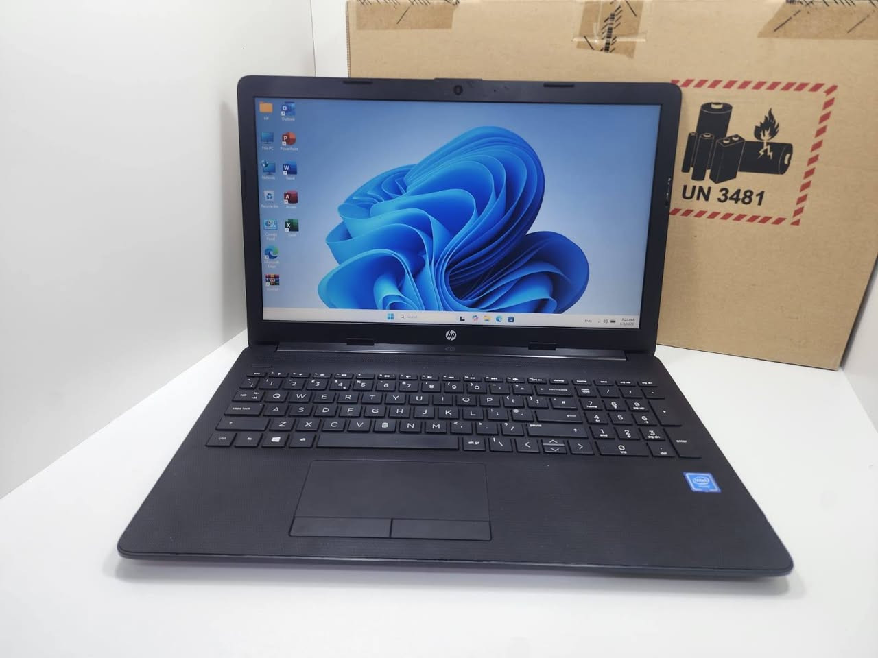لابتوب hp مستعمل فقط 130 دينار 

 ((مكفووول )) 

 مع جميع اغراضه للبيع 

ممتاز  للاعمال المكتبيه والتصفح والدراسه والتوجيهي والجامعات 

Intel Celeron 
Ram 4 GB 
SSD 256 GB
15 6 inch  

معه شاحن اصلي/  شنته وماوس

 بسعر حررررق 130 دينار فقط
 

#لابتوب@
#laptop@


**إذا كنت صاحب هذا الإعلان وتريد حذفه لأي سبب، رجاءا أرسل رسالة إلى الدعم الفني**