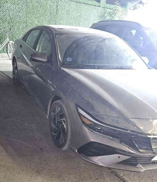 🔹هونداي الإنترا موديل 24 كلين
....... المواصفات 
🔹دخول جديد حادث مرفق بالصور
ليبل واحد بدون أيرباك بدون صبغ 
حادثها تصليح شبرين بالبنيد على البارد
🔹المواصفات.......
🔹فتحه سقف أسلايت 
🔹بصمه تشغيل 
🔹بصمه أبواب 
🔹تشغيل عن بعد 
🔹رادار أمامي 
🔹لد داخلي 
🔹كراسي تدفئة 
🔹رادار خلفي 
🔹رادار جانبي 
🔹ويل كب رياضي
🔹أضوية زنون أبلادي
🔹تحديد مسار 
🔹مثبت ساعة 
🔹وقوف ذاتي 
🔹مانع أصطدام
🔹شاشة ثلاث أنظمة 
🔹شاشة دجتل  
🔹كامرا خلفية 
🔹محرك 2000دوش المرغوب 
🔹ماشية8تلاف حقيقي 
🔹تخم تاير ويل كب 
🔹السيارة نظيفة جدا جديدة  
🔹رقم أربيل بأسم شركة 
🔹تريد تحويل أو وكالة بكيفك
🔹السعر 180$ وبيها مجال للشراي
العنوان بغداد حي القاهرة 
للاستفسار الاتصال على الرقم *********** تلفون أو واتساب
