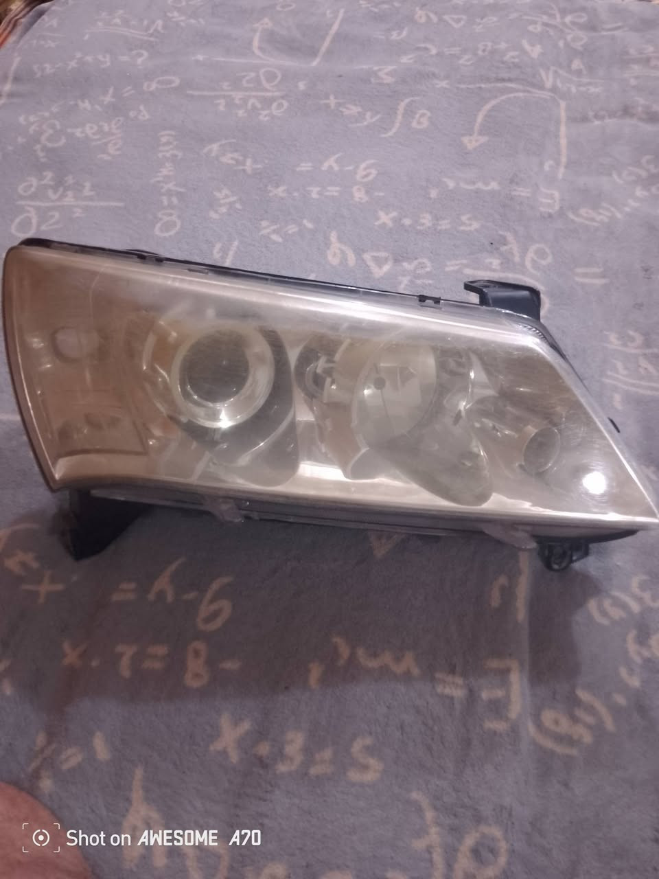 للبيع زوج لايت ام كراند السعر 70 الف في محافظة ميسان ***********
