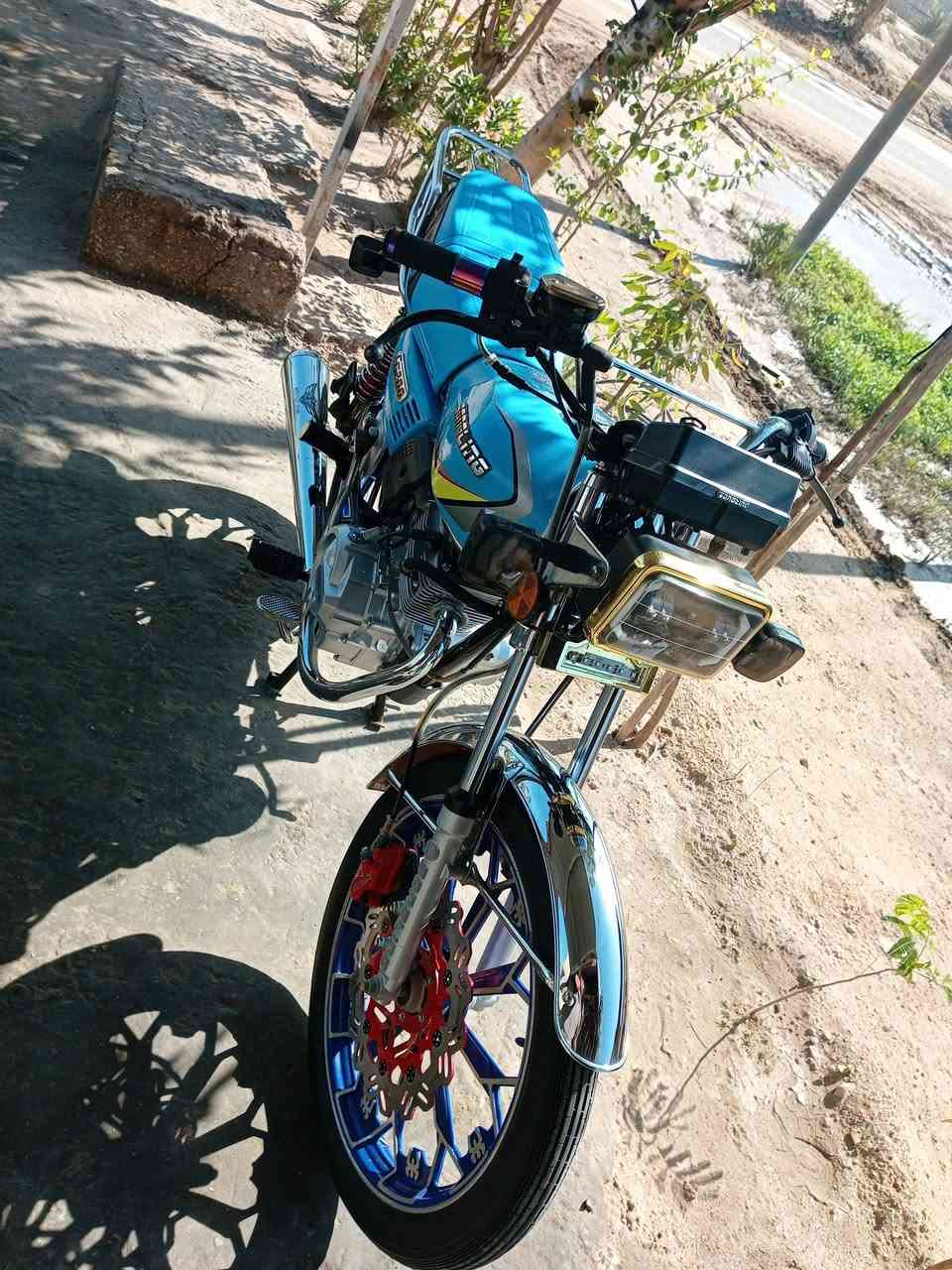 سلام عليكم دراجه سفانا موديل  اوراق 25 السعر 700 وبيها مجال رقمي *********** مكاني كربلاء
