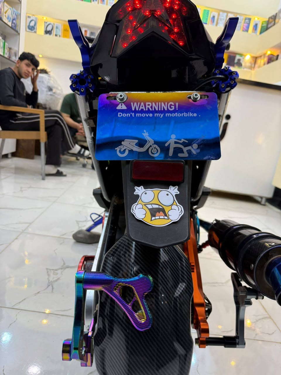 سلام عليكم سكنس جبلي للبيع ميحتاج اشرح عليها الدراجة مفولة للأخير تزويد عالمي بوشة وكور رياضي من اليابان موديل 14
السعر خاص او اتصال ع رقم 

***********
بي واتس 
مكاني بغداد الشعلة
