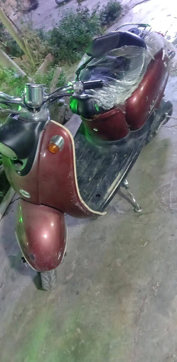 سلام عليكم ماطور عبد الحليم  لبيع او كابرتر بلاد مكينه كبس ماطور كل عيب مابي بس مابي باتري كهرباء كله شغال وسعر 200 بيه مجال قليل مكان كركوك فيلق رقم تلفون *********** واتساب و اتصال ***********
