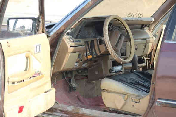 سلام عليكم سياره للبيع سوبر موديل 85 مكفوله من كصه ونقل مكان البصره سفوان سعر 32بيه مجال 
***********
