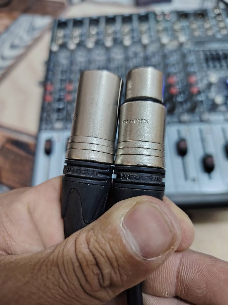 كيبل اكسلر شرط الاصلي باااله
الطول ٥ امتار


**إذا كنت صاحب هذا الإعلان وتريد حذفه لأي سبب، رجاءا أرسل رسالة إلى الدعم الفني**