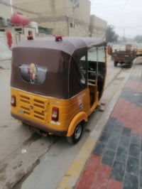 توك توك • كربلاء