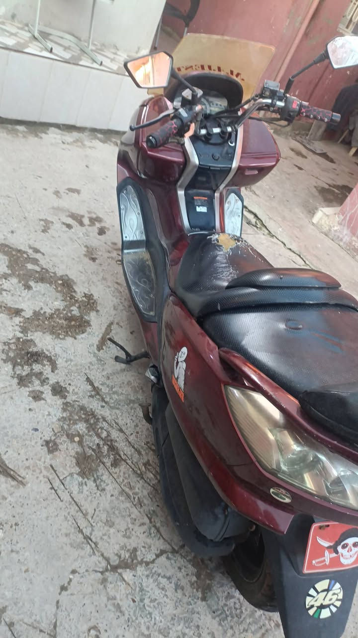 ملي كراند 400 كير ملغي  سعر 11 ورقه وبيها مجال


**إذا كنت صاحب هذا الإعلان وتريد حذفه لأي سبب، رجاءا أرسل رسالة إلى الدعم الفني**