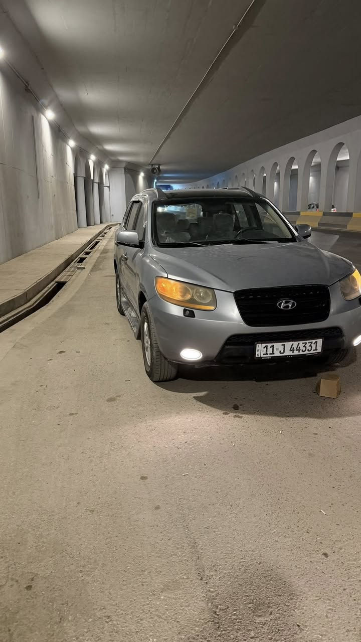 هونداي سنتافي 2008
مكينه 6 سلندر 
سياره جاهزه من مكينه وكير وحداديه وتخم تاير تبريد ثلج جسمه لخارجي صافي
تحكمات 
قطعتين تبريد 
السعر 100
مكان سياره النجف
لاتصال 
***********
