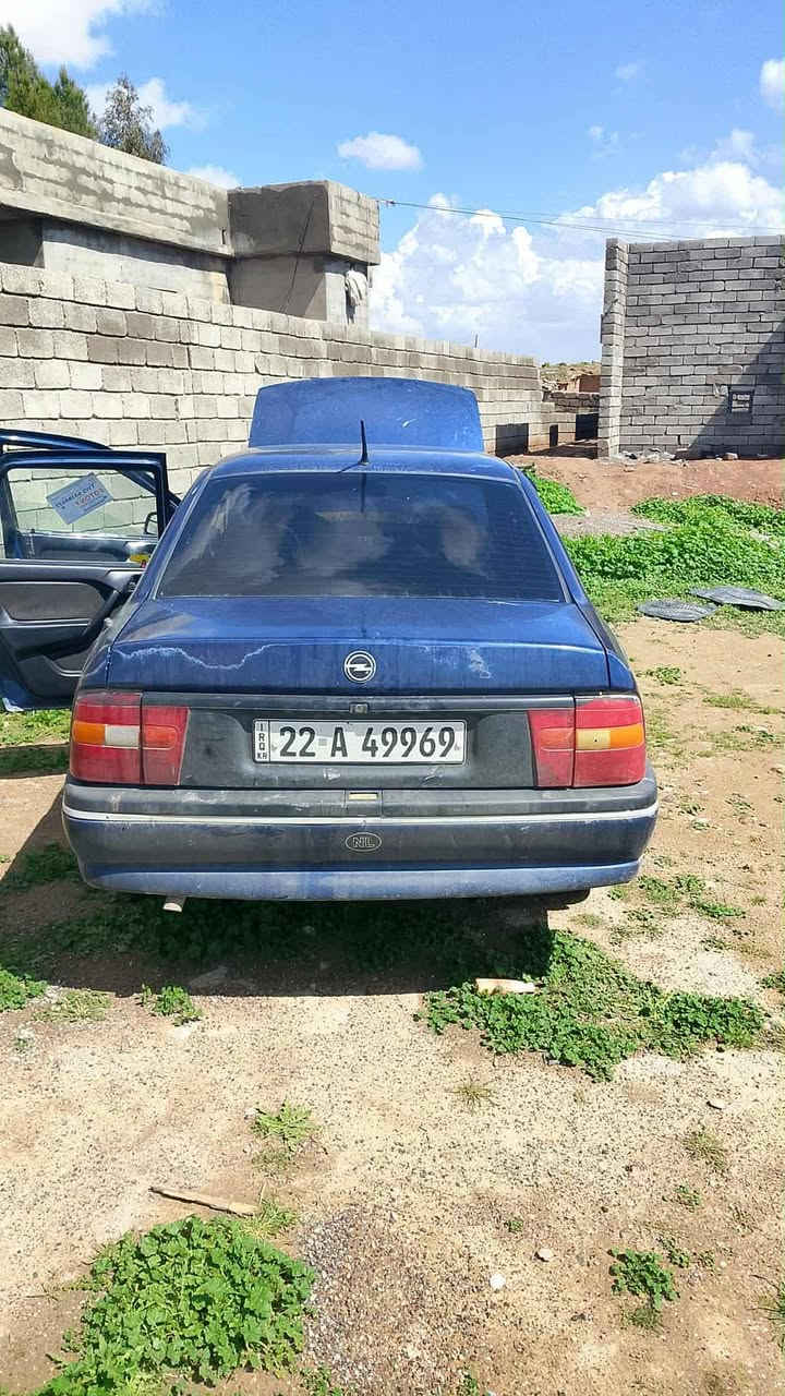 فكترا موديل 93 رقم اربيل دولي حجم 18 كير محرك شرط لا صرف ولا نفخ طخم تاير صدر جديد وضع شركه  
السعر 43 وبيها مجال بسيط للاستفسار *********** مكان السيارة موصل القيارة
