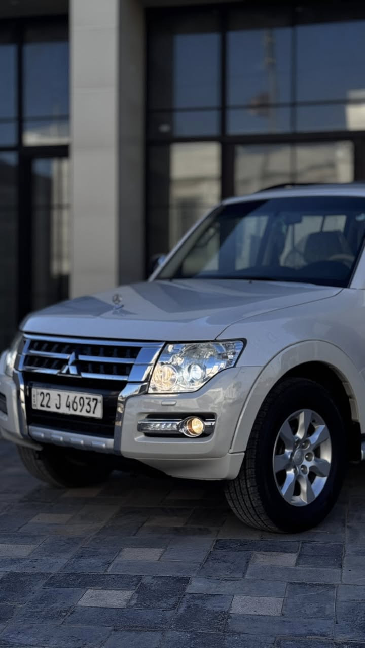 للبيع باجيرو 2017 خليجي مكفووله كفاله عامه حته دعاميات فول  مواصفات للاخير فتحه تحكمات ستيرن كشنات كهرباء شاشه وكامره بلاديه مري شفط فور ويل دبل كير سبير شركه ما نازل ولا مفتوح كير محرك ميكانيكيات كهربائيات كلها كلها كفاله عامه السياره حبتور وكلش كلش جديده   صدر امامي خلفي جديد مكان السياره صلاح الدين قضاء بلد
***********
