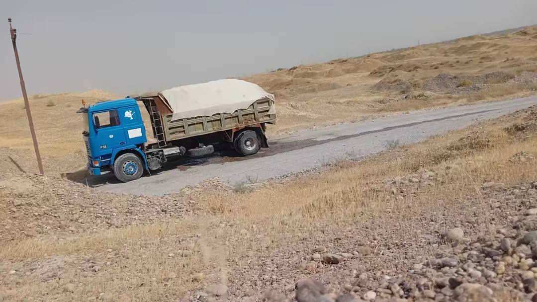 سلام عليكم فالفو البيع مديل ٨٨محدث٩٣ محرك اف ١٢ قفل شركه كير ٣ب٣ دكمتبن تبريد تفه شغاله قماره بلاديه شاصي مطول سعر ١٤٠  وبيه مجال رقم *********** عنوان صلاح الدين سامراء
