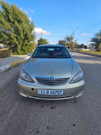 كامري ٢٠٠٦ • ٤ سلندر • رقم بغداد