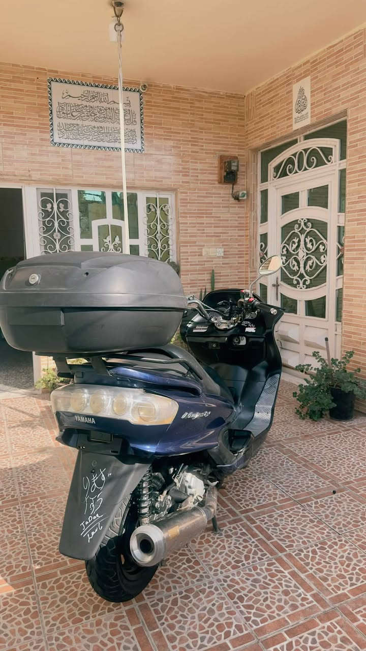 ماجستا 250 cc
كفالة عامة للبيع او المراوس حسب القناعة 
عليها زنون
مروحه خارجيه
ساعه 
و درجه حراره
و مقياس فولتيه
دراجه خير من الله
شلعه و معدل 
***********
موجود واتساب
