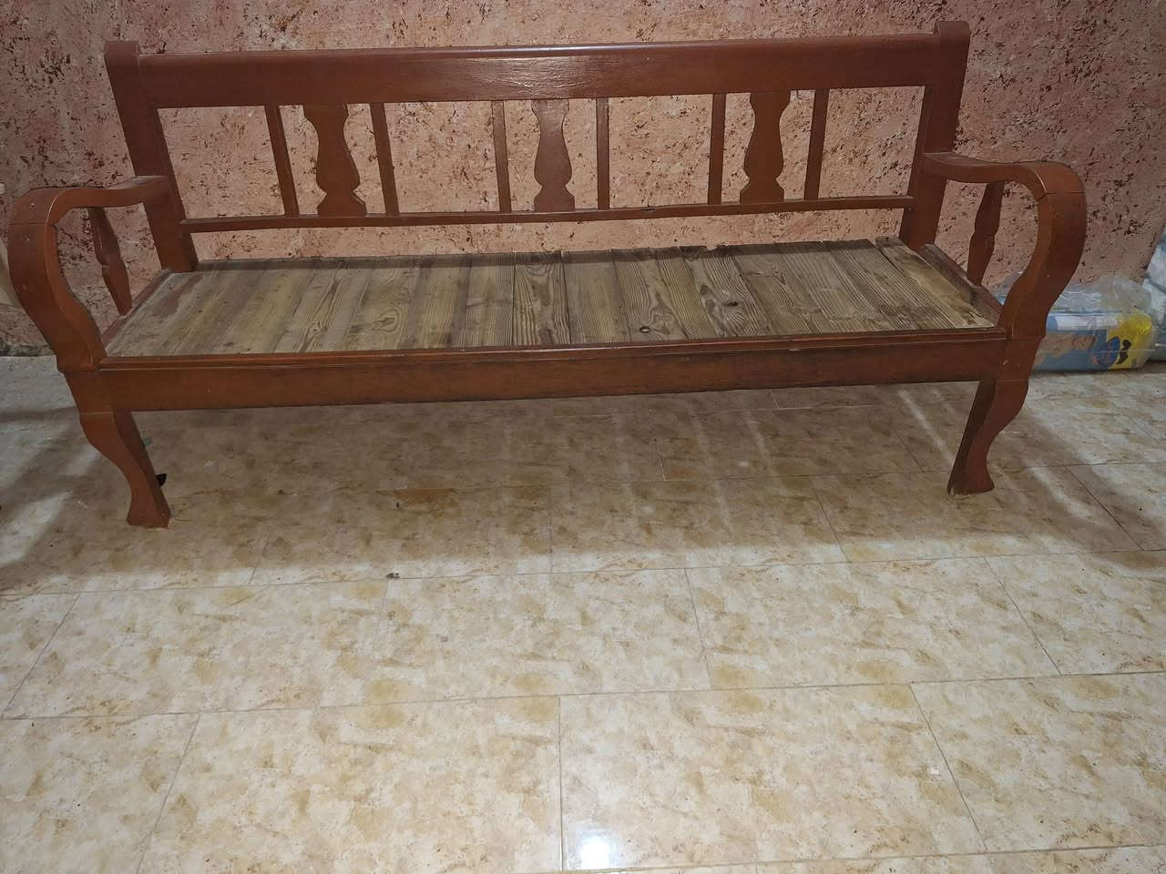 متاح كرويته خشب وحده اخت الجديدة 
السعر ٤٥ الف
المكان ديالى المقدادية قرب سيطرة مهروت 
***********

