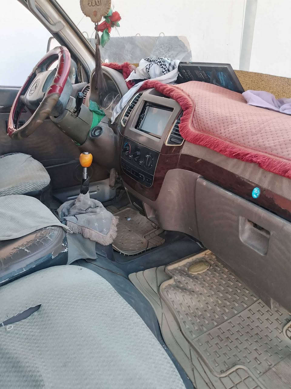 فوتون للبيع موديل 14 محور عاز ئو بانزين لمكان لسماوه استفسار ***********
