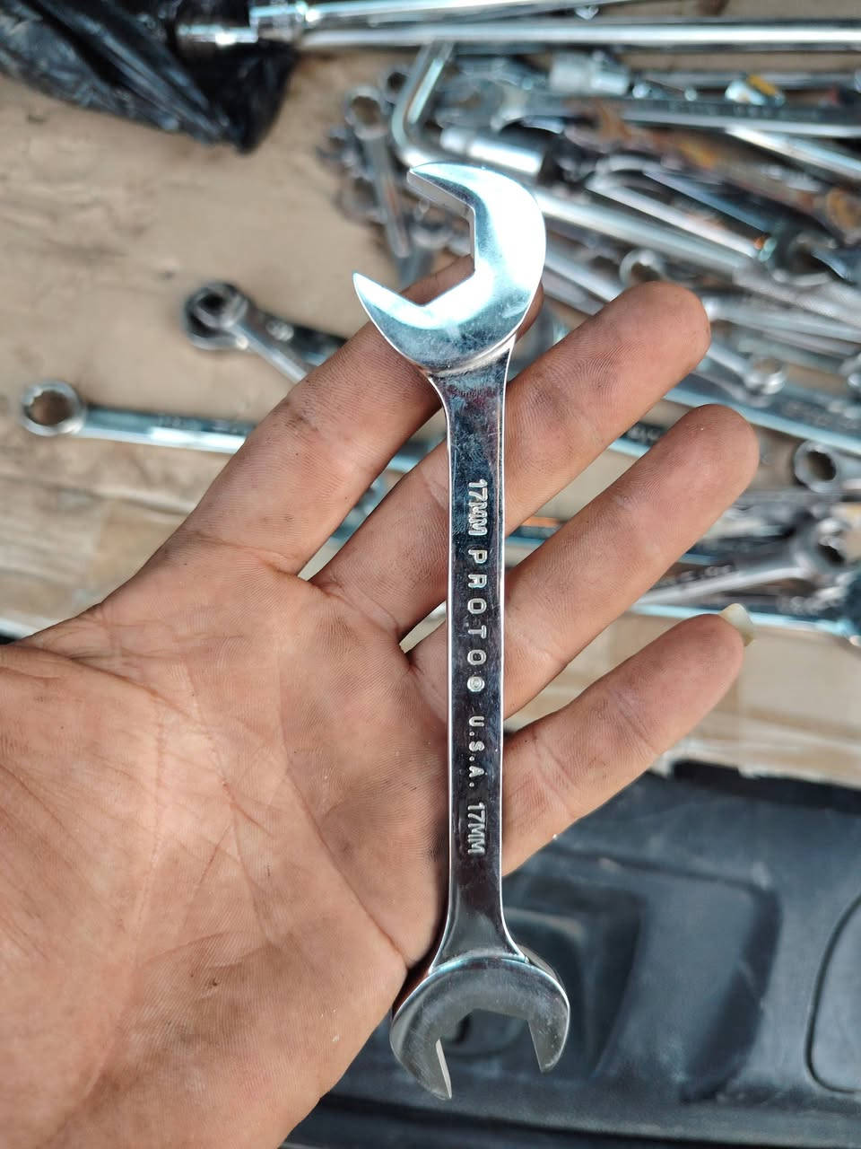 متوفر سباين امريكيه اصليه ملم و أمريكي *********** واتساب
