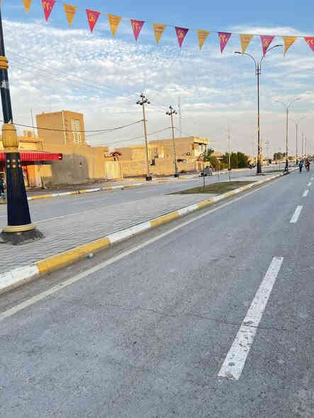 مشتمل زراعي مساحتة ١٤٠م غرفه وصالة واستقبال ومطبخ وجه ع سايدين موقع تجاري مقابل المدرسة الحديدية معاملة تطويب كاملة بناء بلوك وعكادة بناء حديث سعر مناسب 
للاستفسار ***********
*********** او مراجعة مكتب أمتار للعقار
