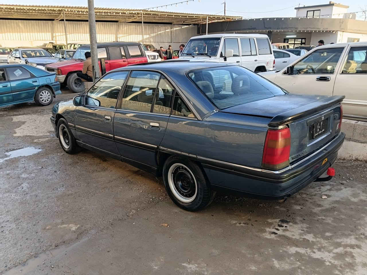 سلاوی خواتان لێبیت هاوریـان
ئوپل ئومیگا ئارم پلاستیک سلیمانی بەشەرت ئارم و ئەولیات 

موسوبراوە بەشەرت مەگینە 20ئەورپی قەبەغ ڕەش

انفلوی کەپسە دعمولیدراوی هیچ پیۆە نیە رزیوی خایسی نیە 

مودیلی1990یە تەقەو رەقەێ تیانیە کارەبای گشت گیانی ئیش ئەکات سیارەکە مال دووستە زۆر جائیزە کیج بانزین حەماوە فرەی کرینک ئیشارەت گەرمی بگ لایت فلجە مەزبوت ئیش ئەکات پشتێ نەشکاوە سعری20گەلاو مەعامەلە گورینەوەش ئەکەم لەسەر دل گردن موشتەریت لەخزمەتائەبم موشتەریش نیت مالی کەس مەشکینە ***********
