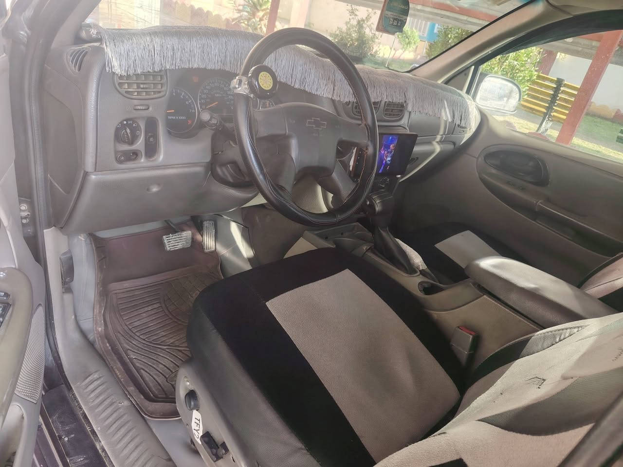 سياره بلايز
موديل 2004
رقم اربيل انكليزي
قطعتين رش بدون دواخل
محرك كير جديد 
السعر 90
***********
المكان موصل ناحية القياره قريه الاجمسه
