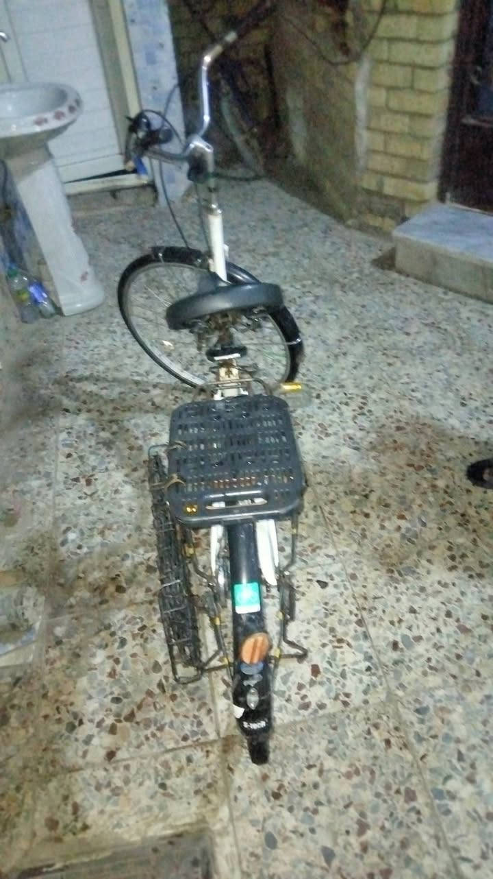 بايسكل ياباني للبيع السعر 80الى75وبي مجال للاستفسار مراسلة الحساب العنوان كمالية البستان شارع الدلال ابو سجاد


**إذا كنت صاحب هذا الإعلان وتريد حذفه لأي سبب، رجاءا أرسل رسالة إلى الدعم الفني**