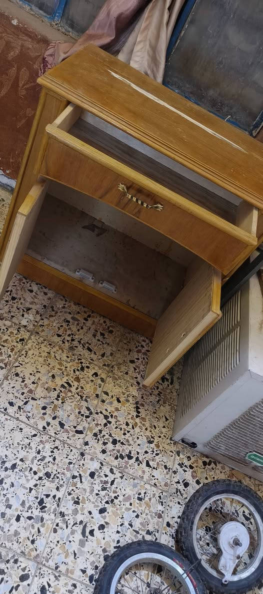 سلام عليكم ميز ابو جرارات 4 تركي كلش نضيف مستعمل قليل سعر 60 وبي مجال كوشايات مال قنفات لعدد 6 سعرهن 10 جدد ما مستعدمات ميز خشب صاج مستعمل قليل 2 ابواب وجرار سعر 35 وبي مجال دب لحجم كلش كبير سعر 25 وبي مجال عنواني بصره حيانيه البصرة, العراق


**إذا كنت صاحب هذا الإعلان وتريد حذفه لأي سبب، رجاءا أرسل رسالة إلى الدعم الفني**