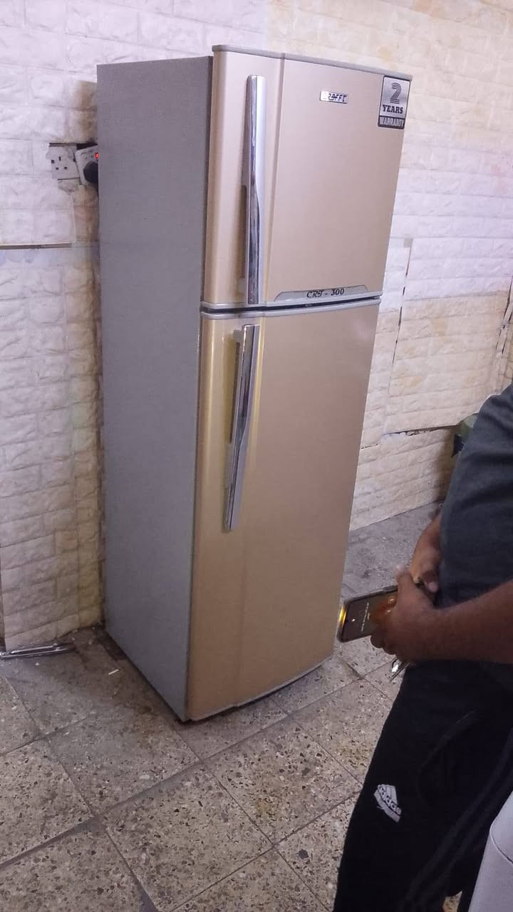 سبلت طن كري سعره افيرتر سعره 360 ثلاجه سعره 200 بي واتس ‎***********
