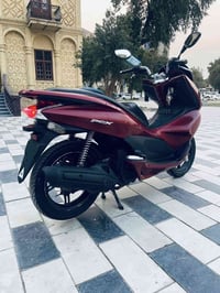 PCX جيل1 • ١٥٠ سي سي • ماروني