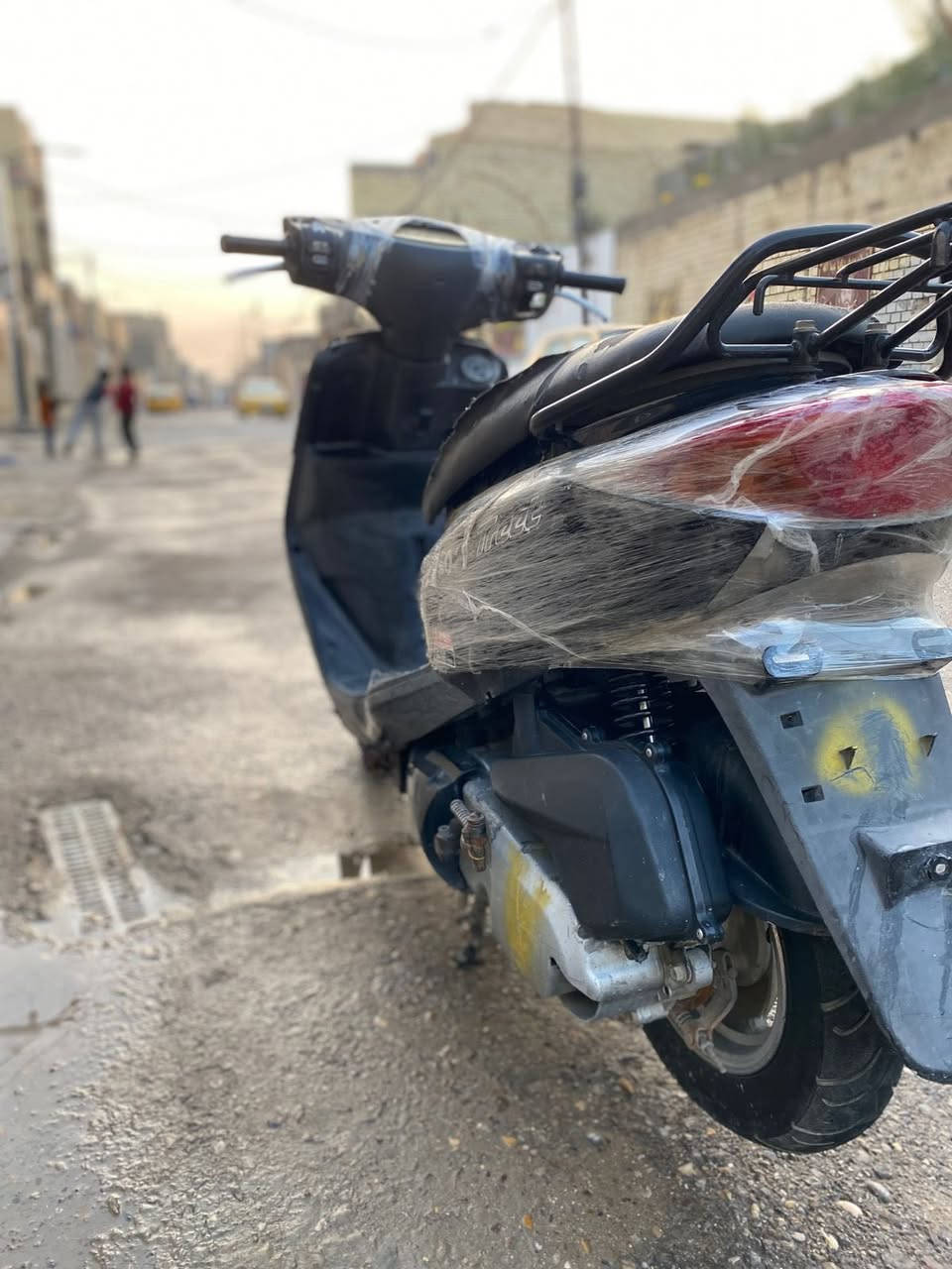 سلامً عليكم دراجه اكززالبيع  دراجه نقصه مجمع مال دكمه سلف. نكره هندر بكل وقت خير من الله كفراته منتهيه لحيه هم ملفشه أكفلك مكينه. ترايك وين متزيد معدل ١٢٠شرط. بيه كلج امامي تعبان ملاحضه كفراته منتيه ٣٠بل ميه.  سعره. ٣٥٠وبيه مجال الشراي دراجه ذبلك عليه ميت ألف. ترجع وكاله  *********** الجادريه مقابل مول الجادريه بيه مجال الشراي 
كفاله مكينه
