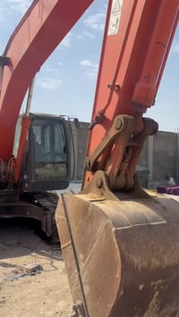 اليات للبيع 2013 لحجم 200 استفسار على رقم 07707983685