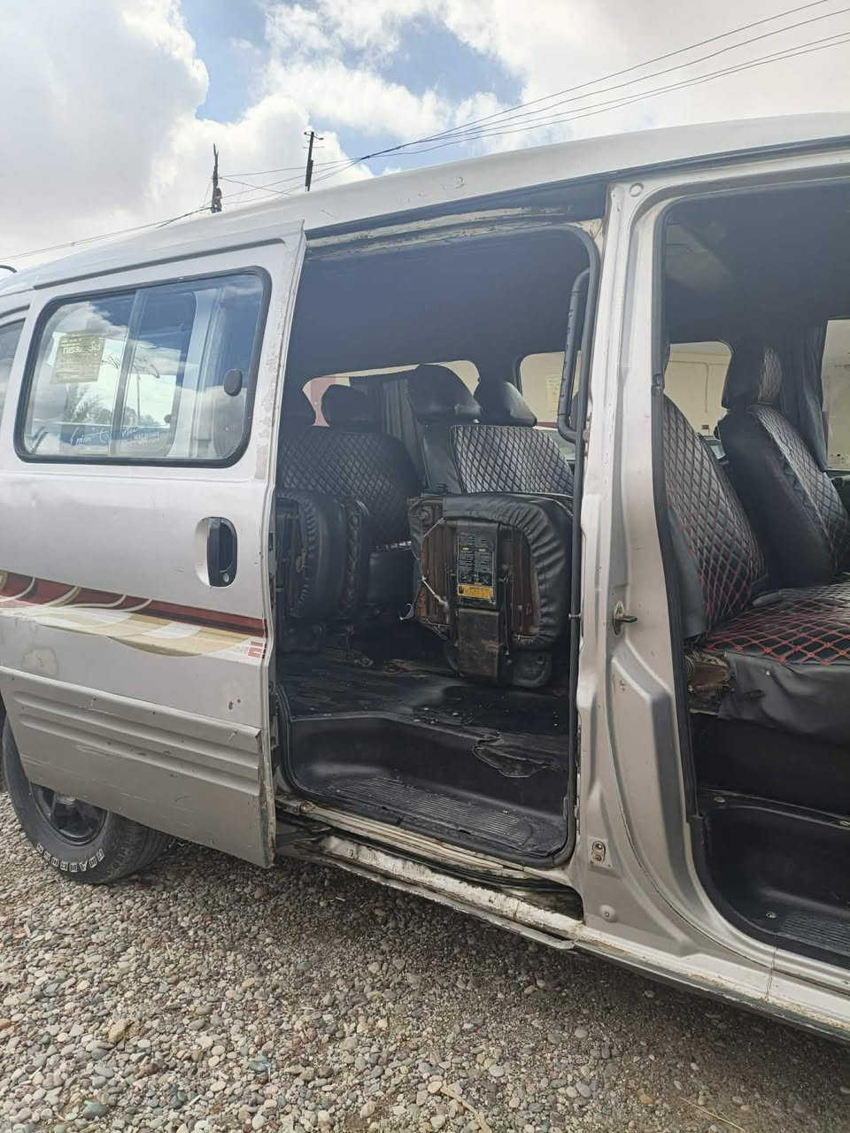 اسلام عليكم
بسبب الوعود الكاذبه 
للبيع كيه استاركس رقم نينوى دولي تحويل ثاني يوم موديل 2002اسعر 45رقم الهاتف 
***********
