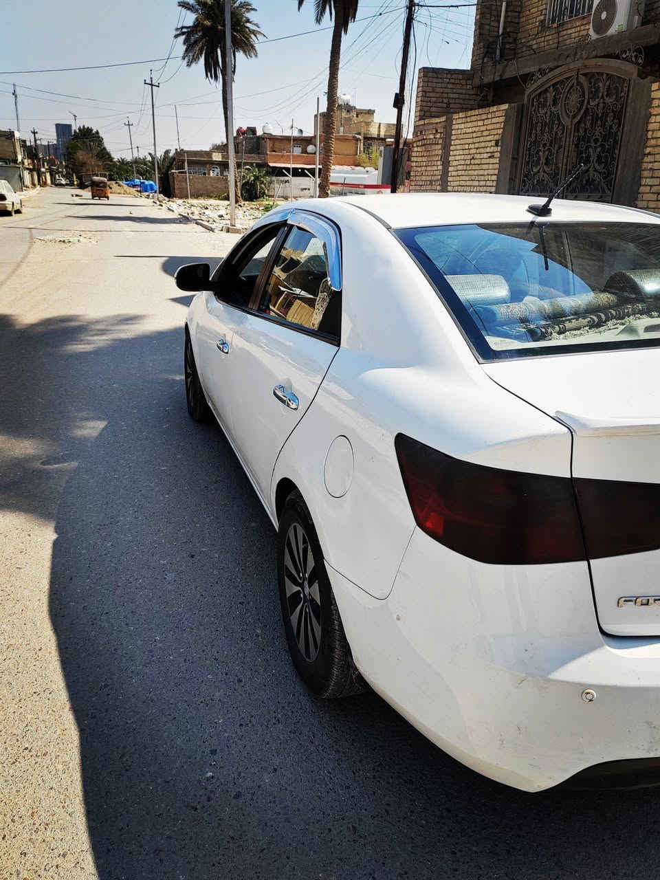 السلام عليكم كيا فورتي ابيض موديل 2010 وارد امريكي رقم بغداد تحويل ثاني يوم ليبل واحد منظومه الوقود سيرفز كامل محرك 2000 دوش فول تحكم ستيرن اشاير بالمري شاشه تاب اصليه كامره خلفيه دواره حساسات خلفيه حاكيه بلوتوث اتصال كير اوتماتيك جام كهرباء كشافات اماميه سنتر لوك دوشمه عامه كير محرك مكفولات تبريد تدفئه شغالات صدر فاتحه جديد تخم تاير سياره جاهزه نصبه فول وتخبل بيه صبغ بدون دواخل والسونر مرفق عارضها ب90$   وبيها مجال مكاني بغداد ابوغريب ***********
             ***********
حجي مهدي طوز, صلاح الدين
