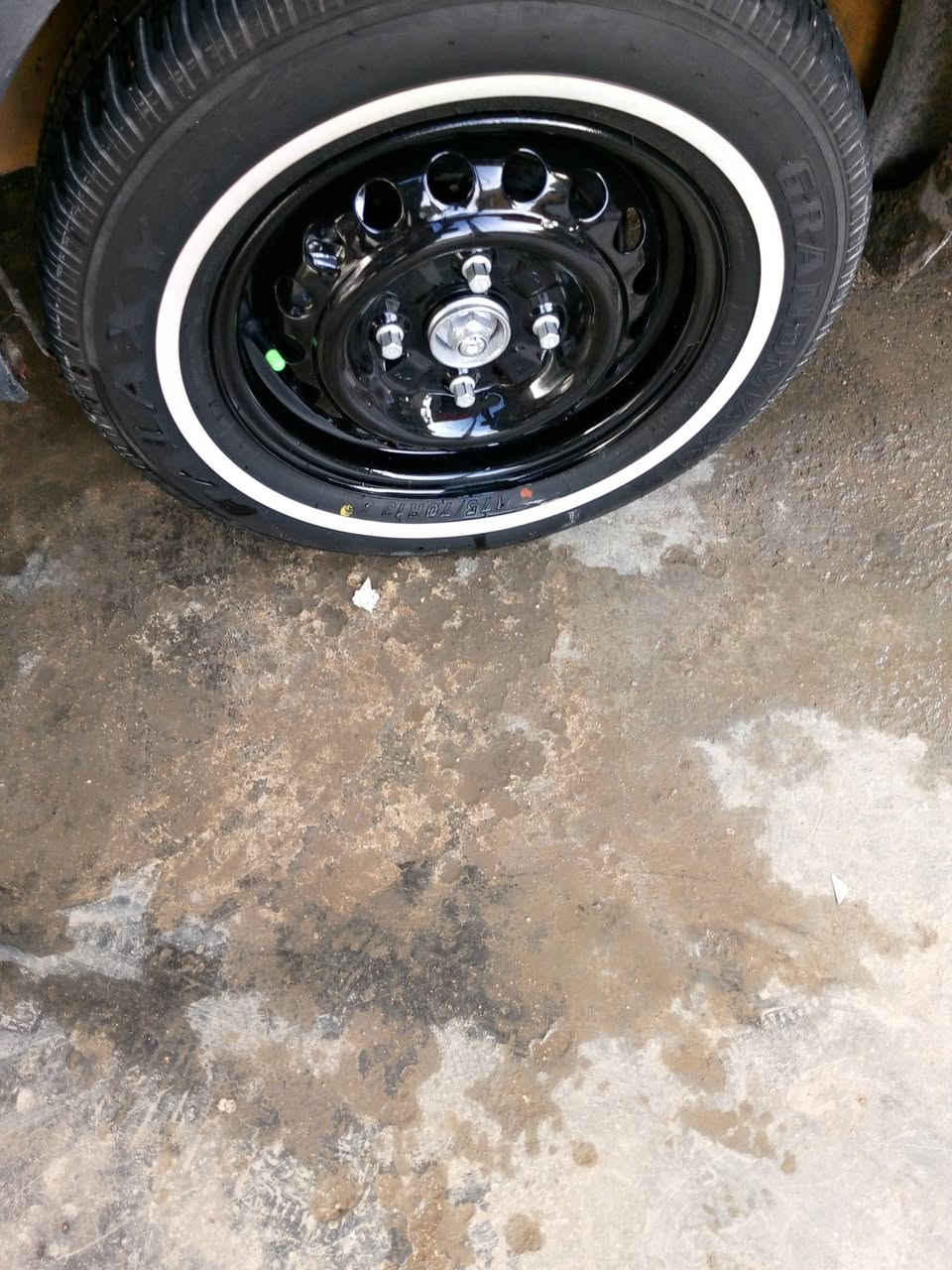 سايبه موديل 11 مكينه كير تبريد خير من لله لسياره أحله من لصور لاصبغ ولا ظربه شواصي مكفولة تغم تاير جديد صدر أمامي خلفي جديد مكاني لبياع شرطه الرابعه مبالي *********** سعر 27 ورقه لحب يشتري يتصل ماجوب خاص
