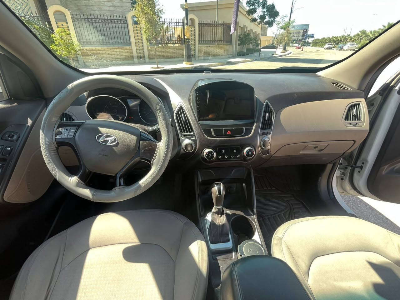 توسان للبيع كربلاء الحسينيه مكفوله بسمي رقم كربلاء دولي  ***********
