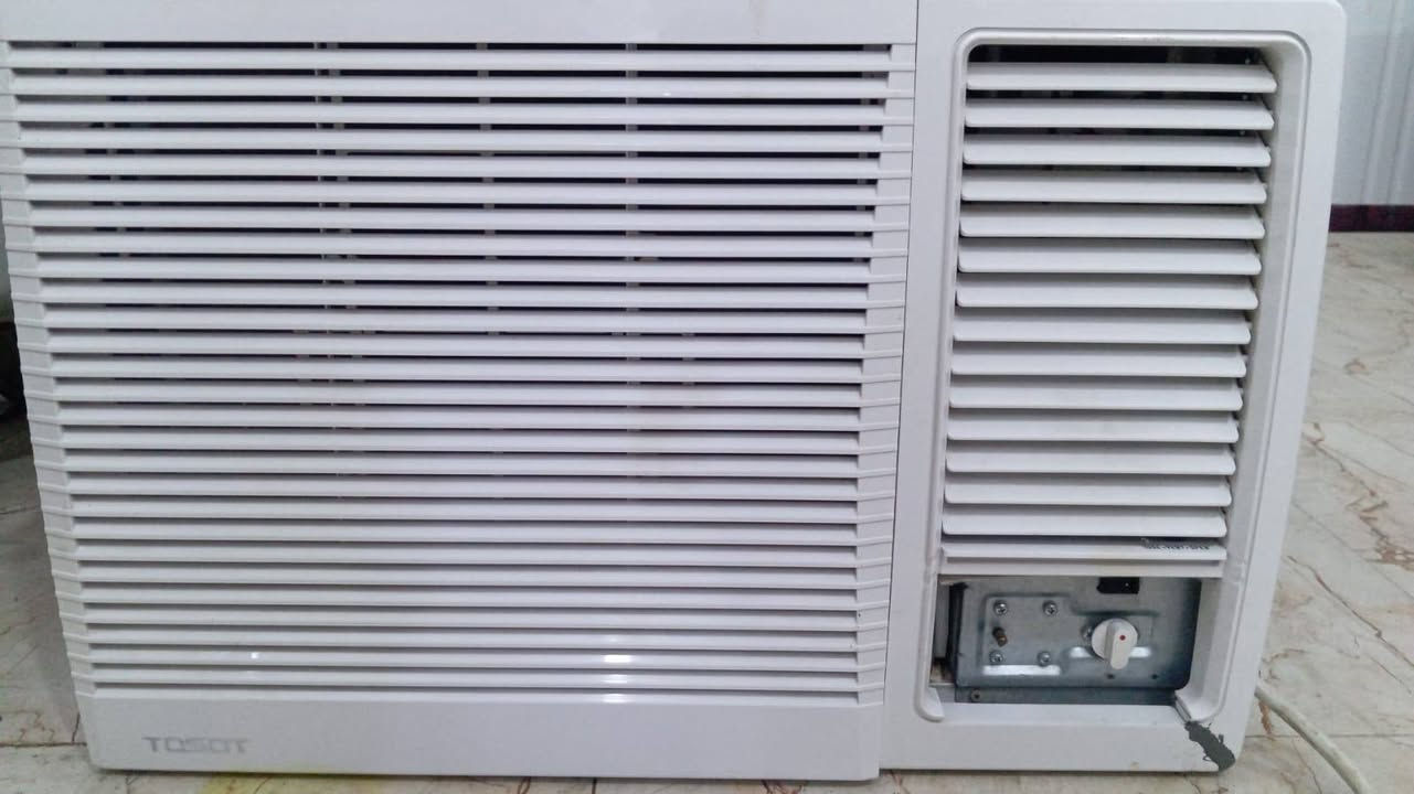 السلام عليكم مكيف توسوت نضيف تصليحه فقط مشحون غاز 250 وبي مجال


**إذا كنت صاحب هذا الإعلان وتريد حذفه لأي سبب، رجاءا أرسل رسالة إلى الدعم الفني**