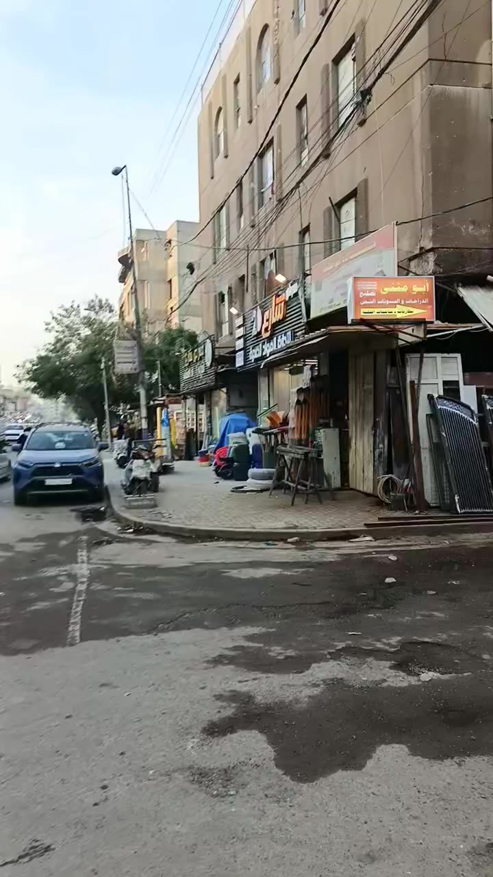 السلام عليكم ورحمة الله وبركاته...محل أبو مثنى لتصليح الدراجات والستوتات الشحن، الأعظمية وسط شارع عشرين داخل فرع، ***********
