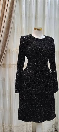 ملابس • مقاس ٤٠-٤٢