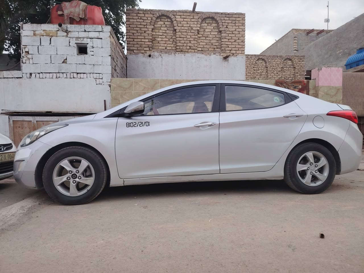 سلام عليكم
للبيع ألانتره أفانتي موديل 2012 كوري مكينه 1600
سياره حلوه طخات بصيط رقمها بصره سنويه بعدها ما منتهيه السعر 90 وبيها مجال/ المكان ميسان المشرح / رقم الهاتف *********** خاص ماجوب
