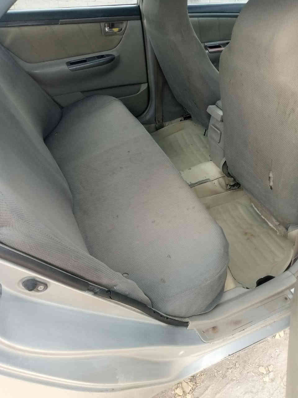 جيلي موبل للبيع او مراوس بتكسي. موديل 13بسمي رقم جديد. مكينه تنقص.كير مكفول حداديه تايرات. كهربائيات. تبريد. سنويه. جديده بيه خياس الخلفي. مامسويهن.  ضربه مابيه.  مكان الديوانيه. البدير. ***********
