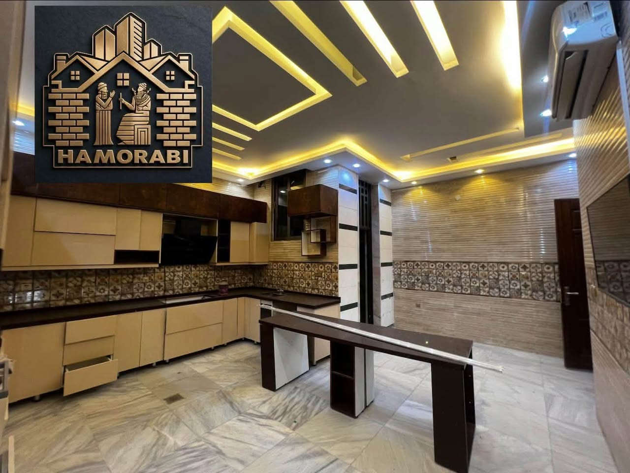 🏢 دار للإيجار التجاري
📍 بارك السعدون – خلف جمعية المهندسين

🔹 مناسب لـ:

✅ الشركات

✅ المذاخر

✅ المكاتب العلمية

✅ العيادات والمراكز الإدارية

📐 المساحة: 325 متر

🏠 المحتويات:

🚗 بارك (كراج) كبير

🛋️ صالتان

🍽️ مطبخ حار وبارد

🛏️ 5 غرف

📞 للاستفسار والمعاينة:

***********

***********

🏢 شركة عصر حمورابي للاستثمار والتطوير العقاري

📍 الكرادة – شارع العطار – بناية عصر حمورابي

🔹 نستقبل جميع العروض العقارية (بيع • شراء • إيجار • إدارة أملاك).
