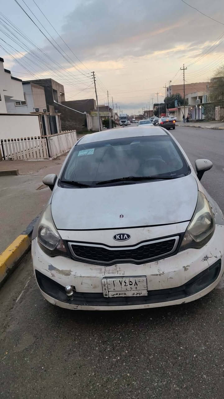 كيا ريو موديل 2012شكل جديد
السياره مصبوغ حزام اثار شضايا 
محرك 16دوش 
رقم نينوى خصوصي 
شرط التحويل 
السعر 65وبيه مجال بسيط 
للاستفسار 
***********
***********
