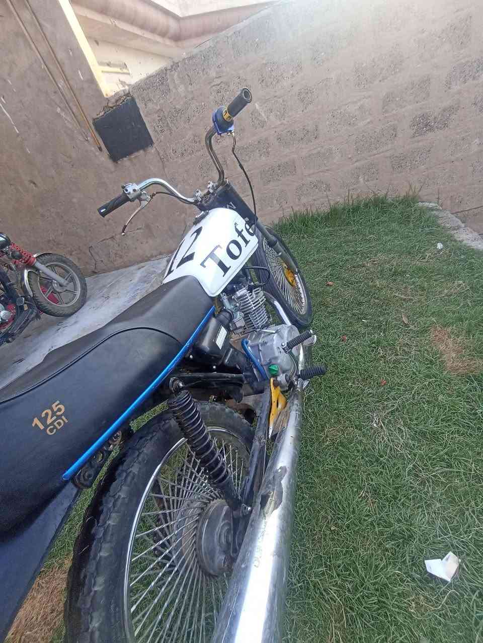 اربعه كير للبيع موديل 20 محرك ما مفتوح بس ولفات سعر 275 ابو 200لا تراسلني


**إذا كنت صاحب هذا الإعلان وتريد حذفه لأي سبب، رجاءا أرسل رسالة إلى الدعم الفني**