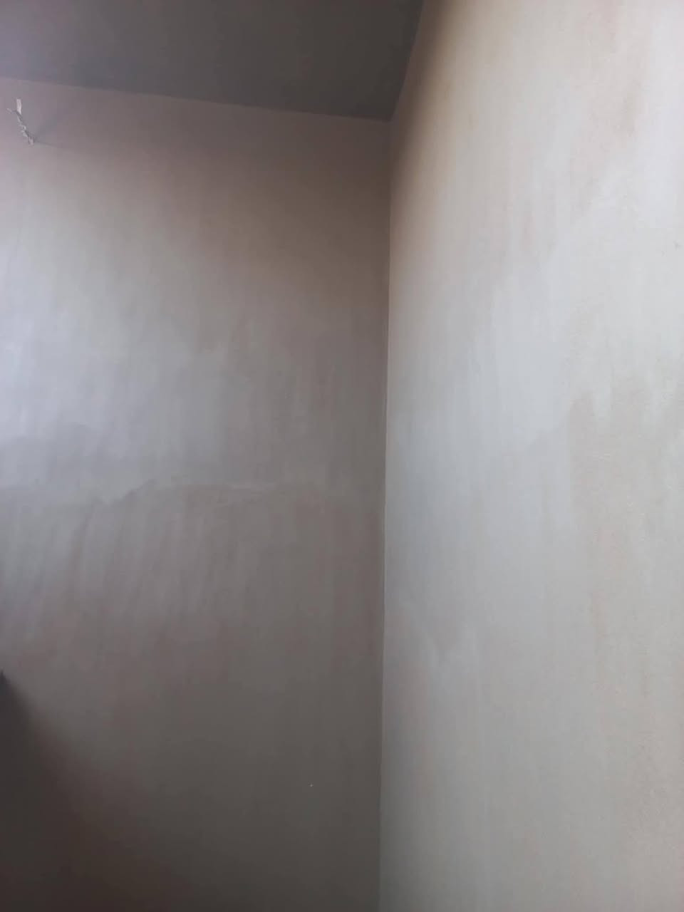 سلام عليكم لبخ متفرغ رقمي بي واتساب***********
