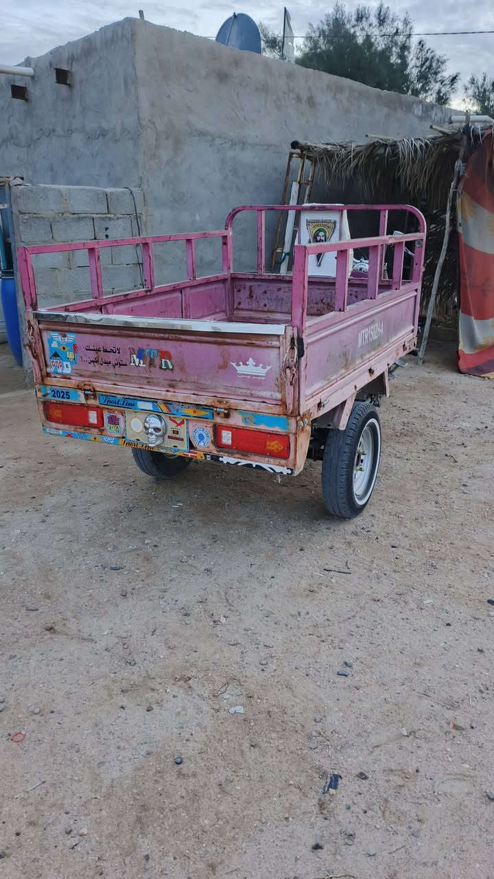 السلام عليكم من رخصت صاحب الگروب ستوته للبيع مديل18وكيله حيدر جبرين درجه تعمير كله 25 بعد أنصف من الصوره مكاني النجف طريق ياعلي عمود 325سعر خاص ***********
