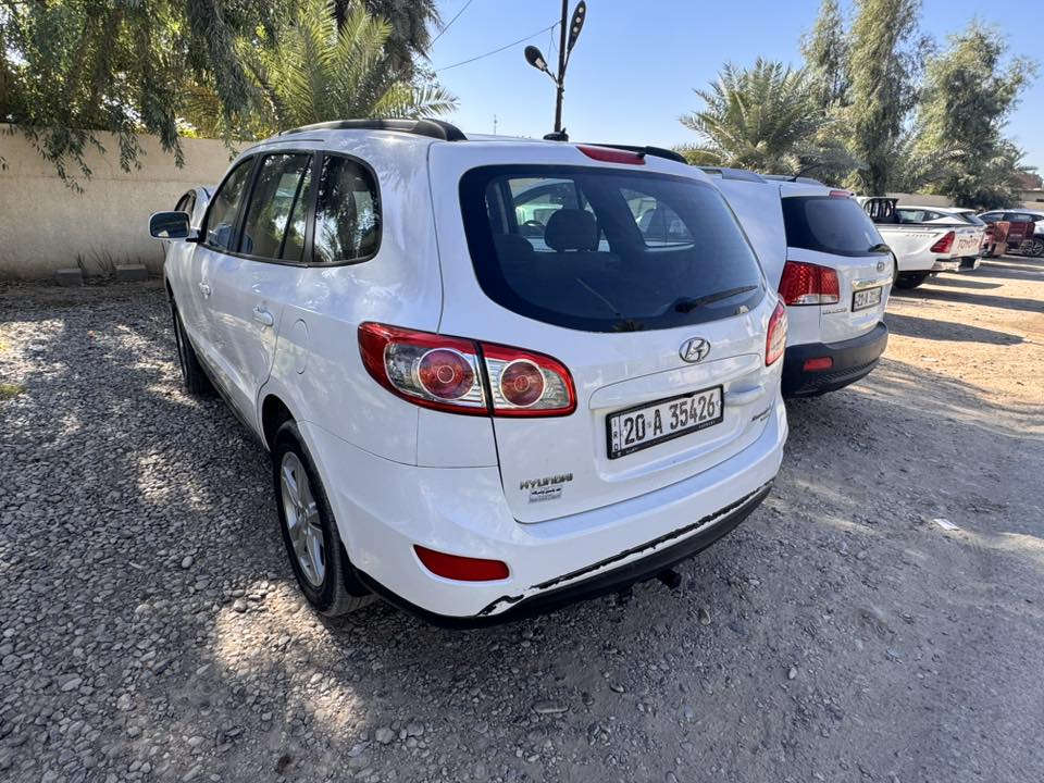 سنتافيا موديل ٢٠١٠
وارد امريكي سونار موجود ب المنشور 
مكينه ٢٤٠٠
سياره حلوه مال بيت نظيفه 

رقم ديالى الدولي 

السعر ١١٩

بيع او مراوس غير متواجد ع الفيس خابر وبيك خير وادلل

المكان ديالى المقداديه 

***********
