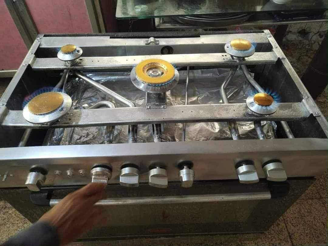 صيانـه موقعي خـدمـة مـتـنـقـل 
صيانـه و تنضيف أنواع الطباخات 
آتصال او واتساب *********** 
الخاص مفتوح...
