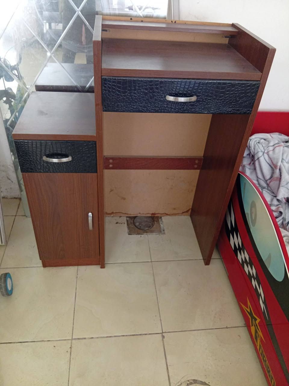 دخل بوفروتنه عنوان تناهی محل ابو سیپان 
***********
