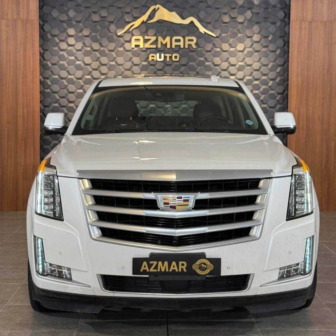 كاديلاك اسكاليد 
موديل:- ٢٠١٦
السعر :347 ورقه
اخوان السياره جديده جدا ومابيها نقص 
وكلشي بيها بشرط 
وارد  خليجي شركة المنصور 
فول مواصفات رادار وخمس كامرات وكشنات تدفئة وتبريد وكهرباء وخزن وكشن هزاز ومراية داخلية كامرا hd وبعد هواي مواصفات ماتنذكر  
ملاحظة:-  سنوية وهزة جديدة ثاني يوم تحويل 

العنوان :- السليمانية المعارض الجديدة شركة( ازمر اوتو )

للاستفسار :- *********** السليمانية, العراق
