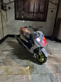 ياباني • تزويد داخل وخارج • غراف